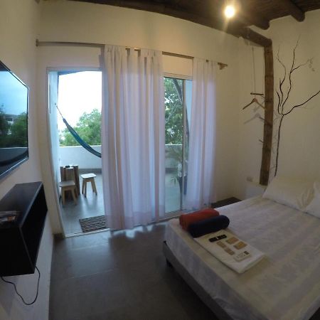 Kiwi Suites Hostel Montañita Dış mekan fotoğraf