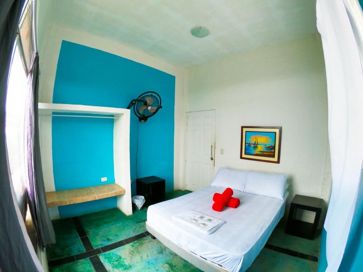 Kiwi Suites Hostel Montañita Dış mekan fotoğraf