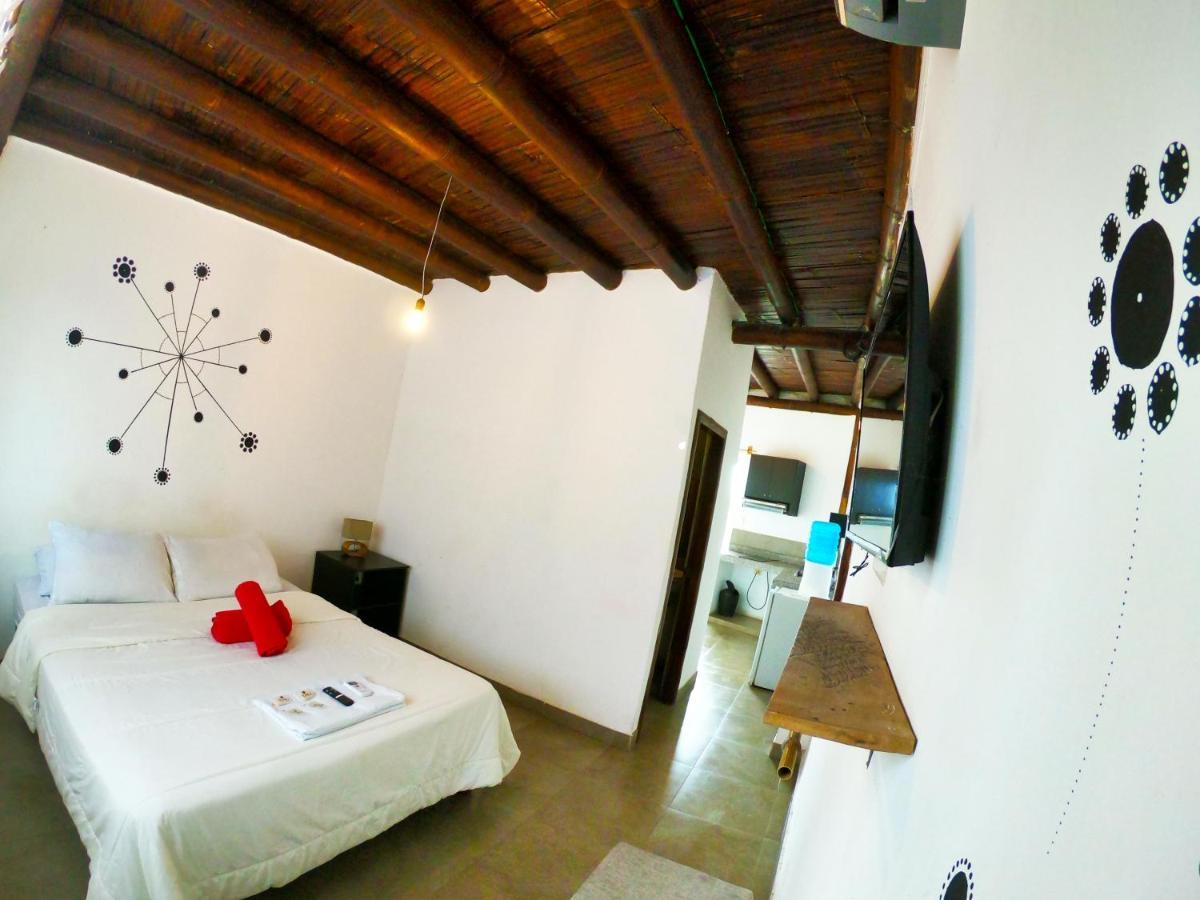 Kiwi Suites Hostel Montañita Dış mekan fotoğraf