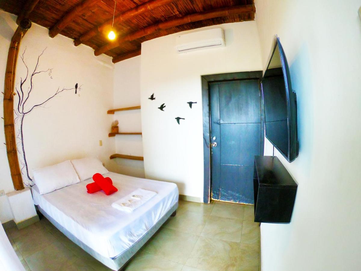 Kiwi Suites Hostel Montañita Dış mekan fotoğraf