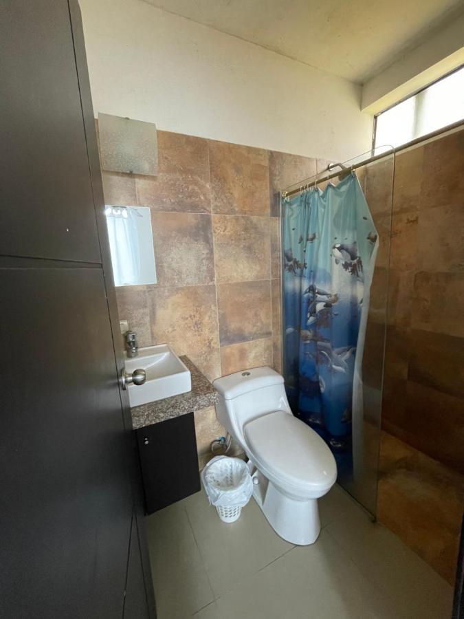 Kiwi Suites Hostel Montañita Dış mekan fotoğraf