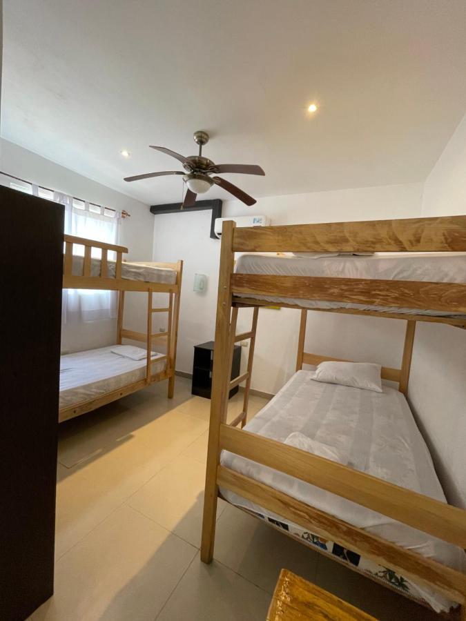 Kiwi Suites Hostel Montañita Dış mekan fotoğraf
